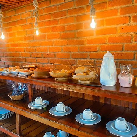 Pousada E Restaurante Casarao Passa Quatro Eksteriør billede