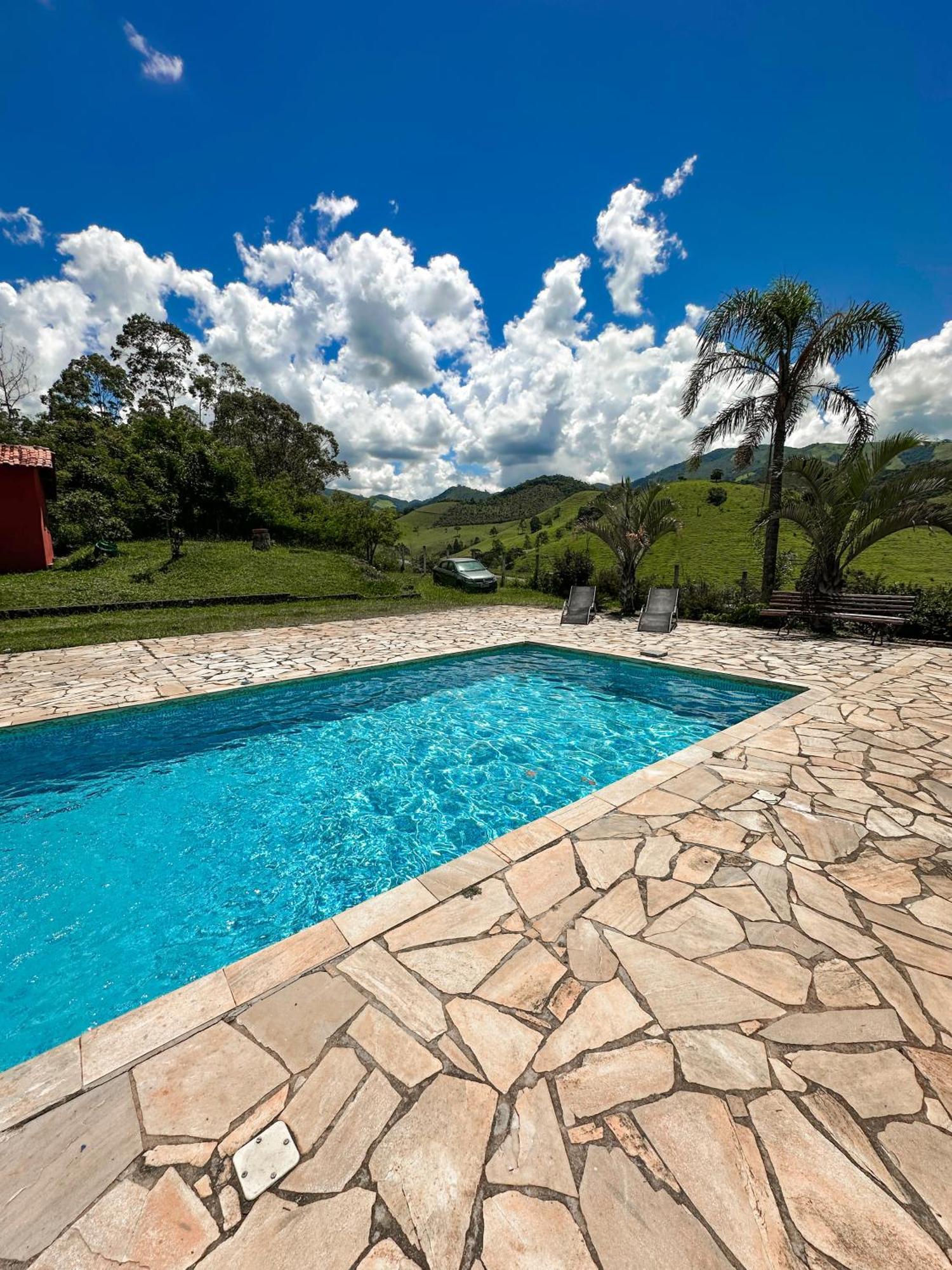 Pousada E Restaurante Casarao Passa Quatro Eksteriør billede