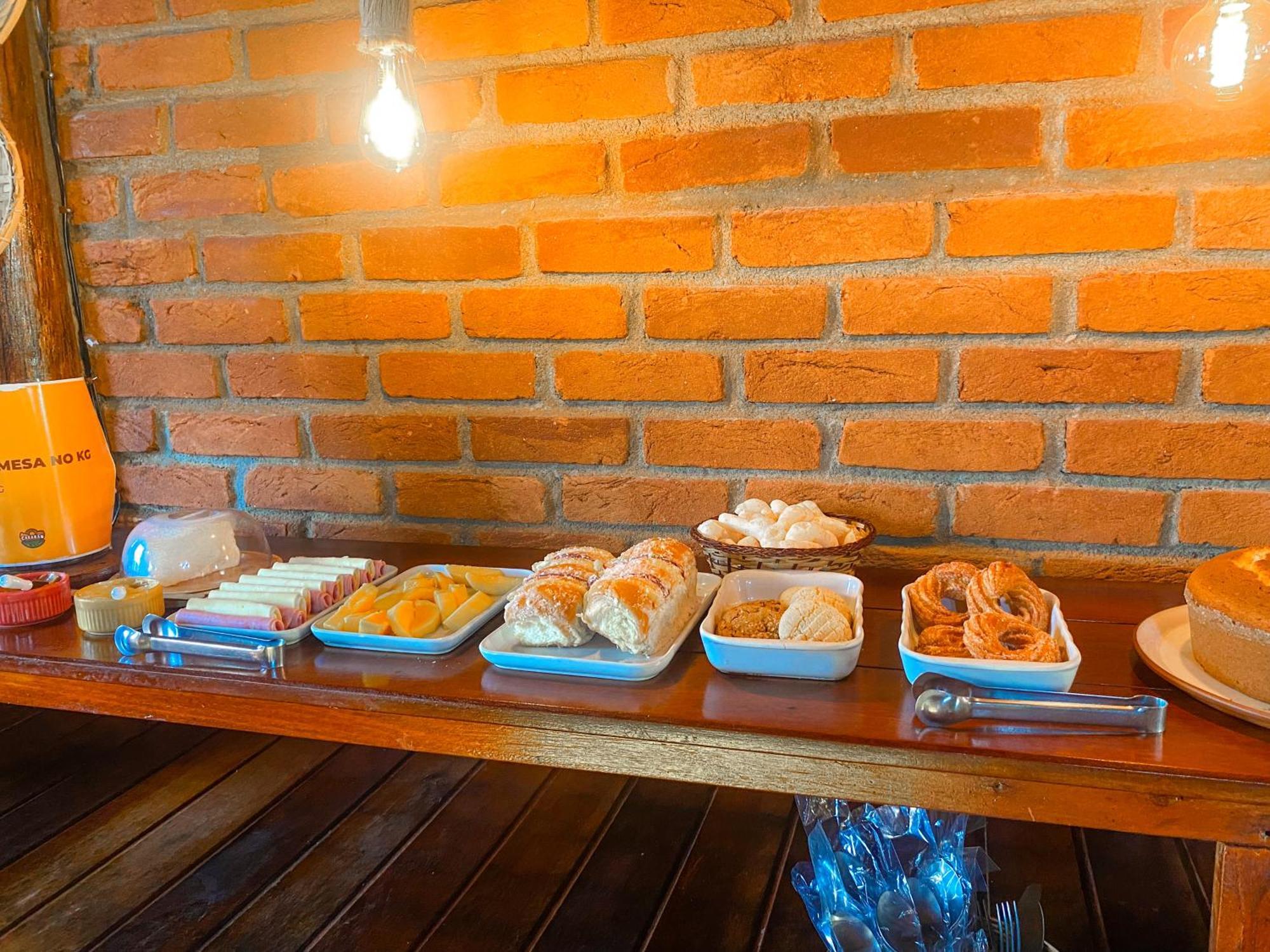 Pousada E Restaurante Casarao Passa Quatro Eksteriør billede