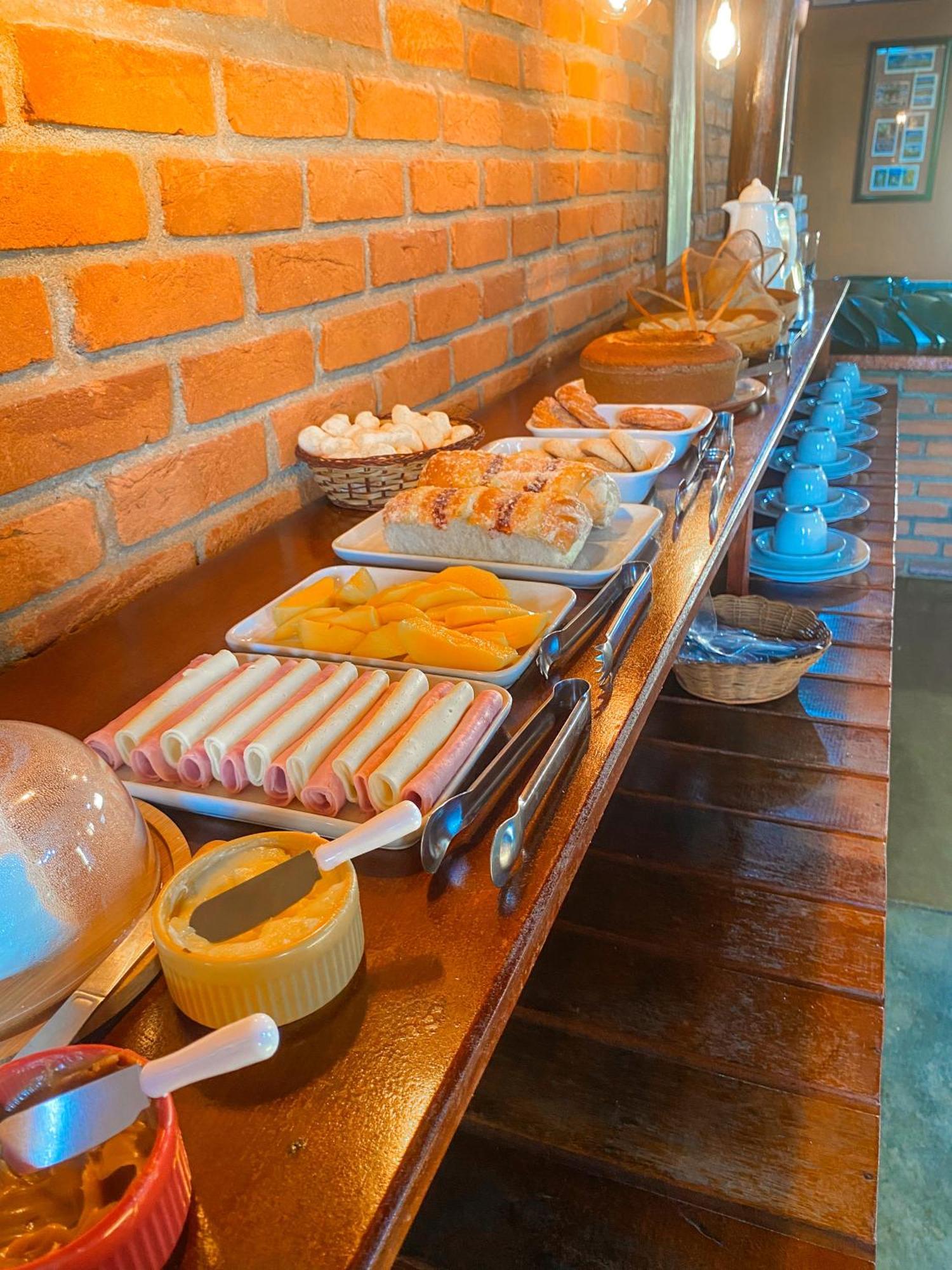 Pousada E Restaurante Casarao Passa Quatro Eksteriør billede