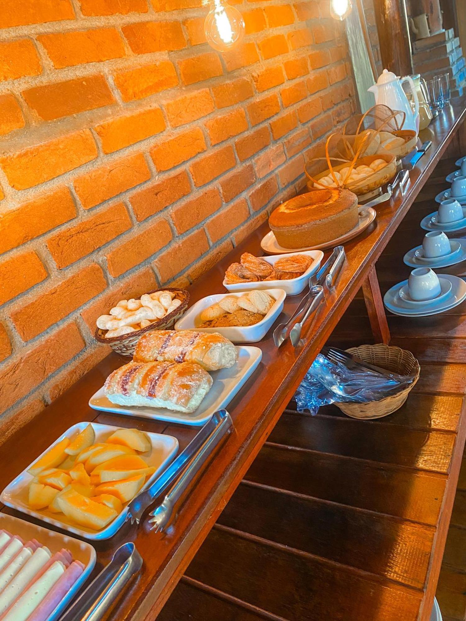 Pousada E Restaurante Casarao Passa Quatro Eksteriør billede